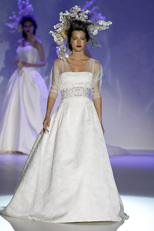 Vestido de novia de de Raimon Bundó 2012