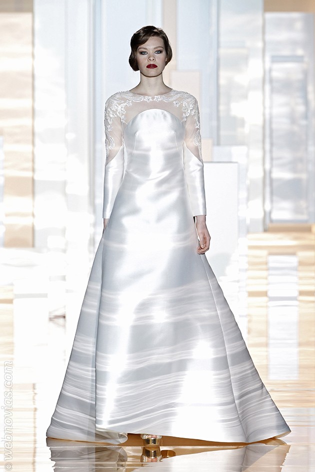 Vestido de novia de Miquel Suay 2015
